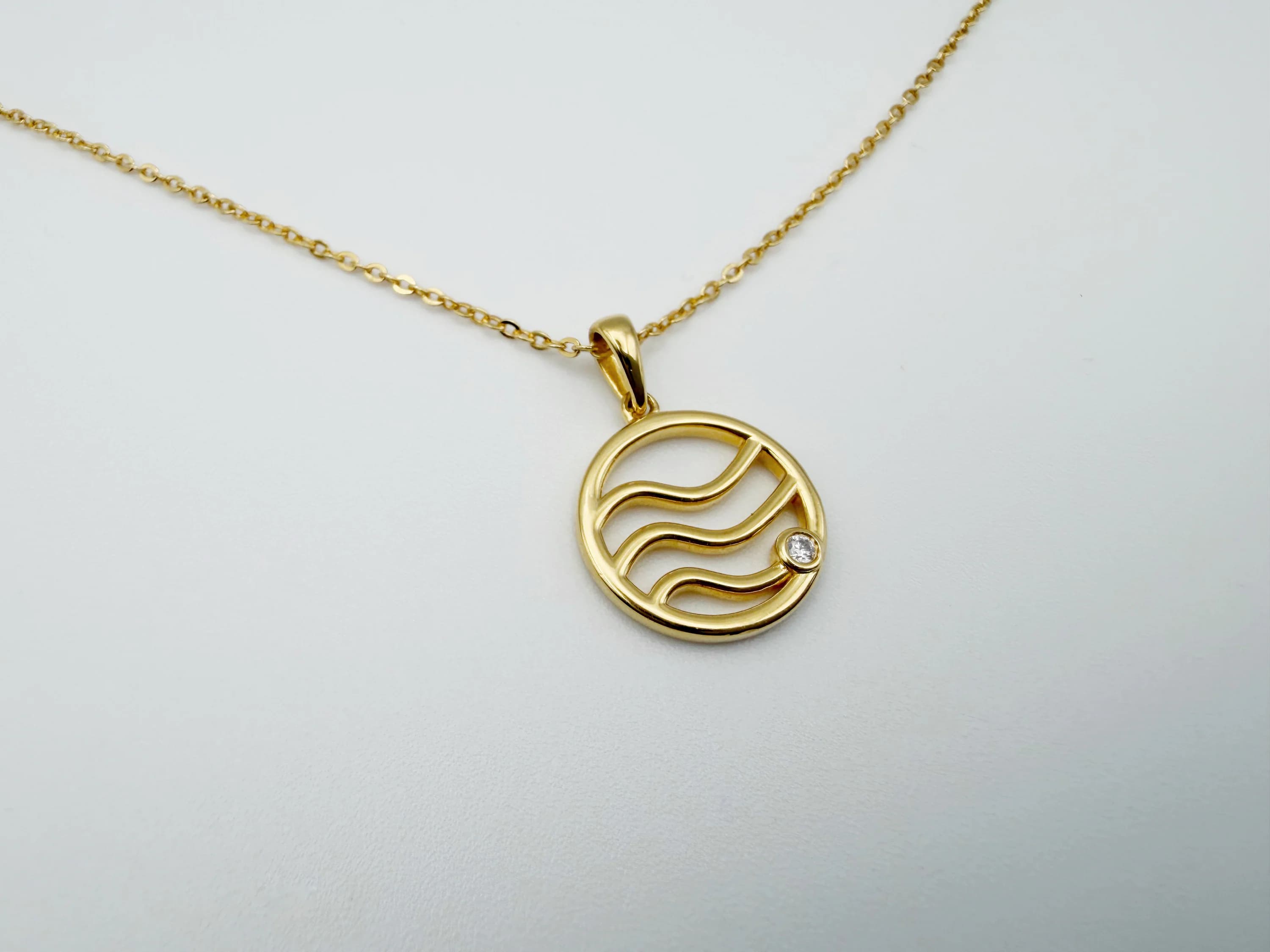 Tidal Lines Wave Necklace